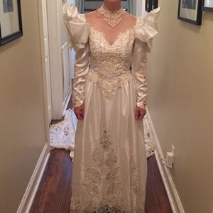 vintage alfred angelo wedding dress